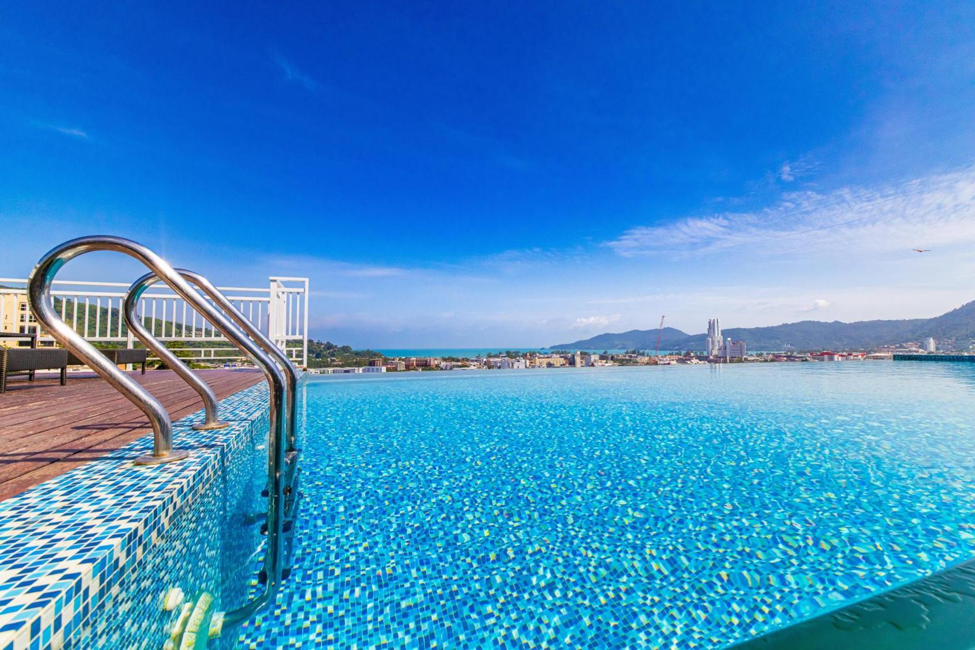 Kana Triple L Hotel Phuket普吉岛卡娜3L酒店 Patong Exterior foto