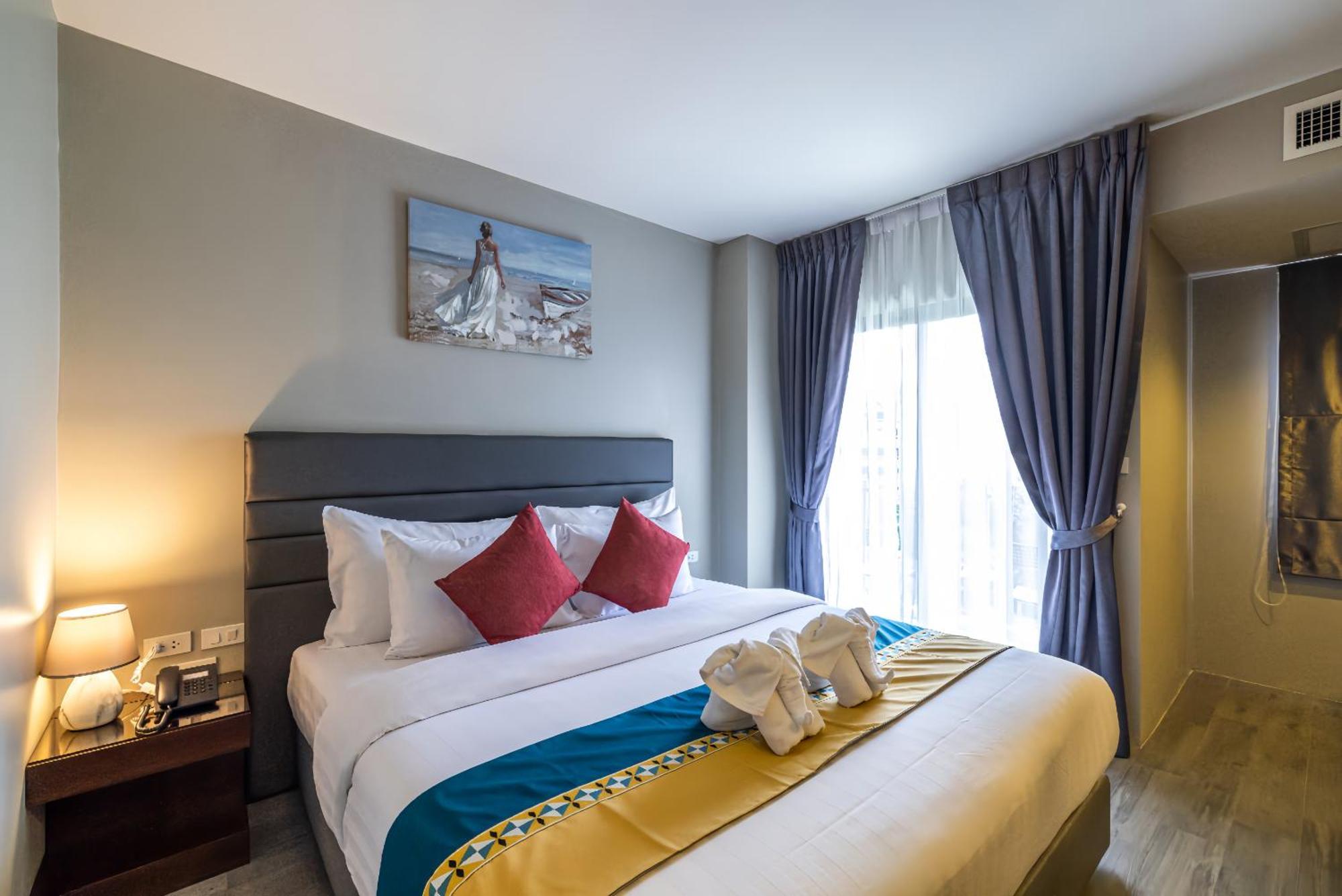 Kana Triple L Hotel Phuket普吉岛卡娜3L酒店 Patong Exterior foto